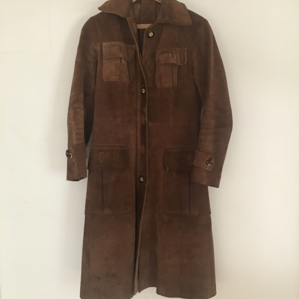 Vintage suede jacket with belt.